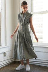 SUNSHINE SQUEEZE BUTTON DOWN DENIM MIDI DRESS