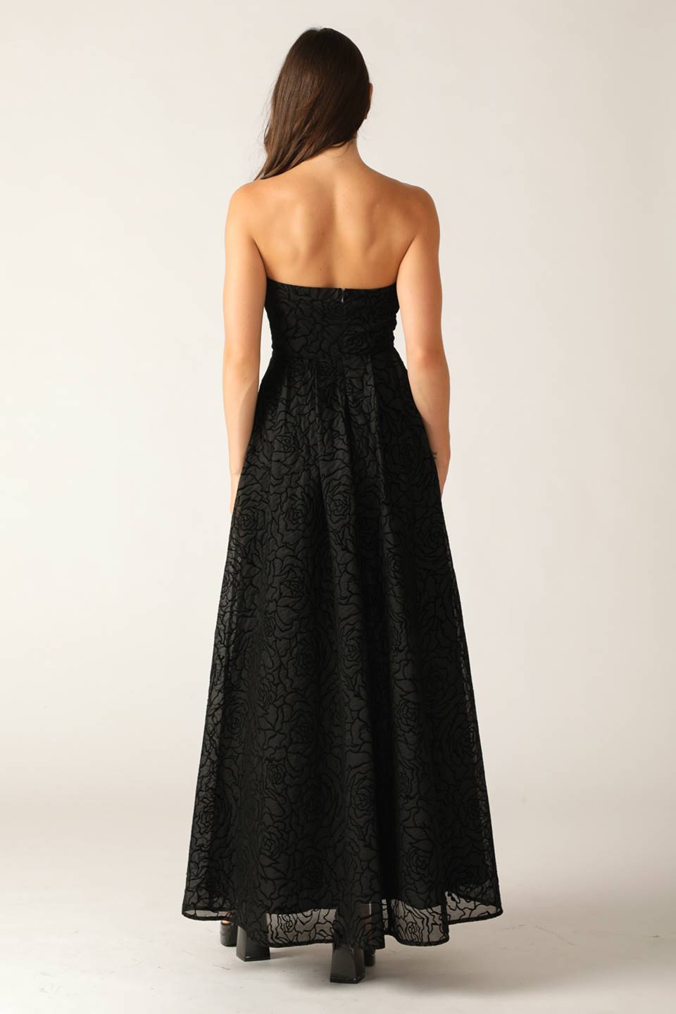 SEARCHING FOR LOVE MAXI DRESS - BLACK